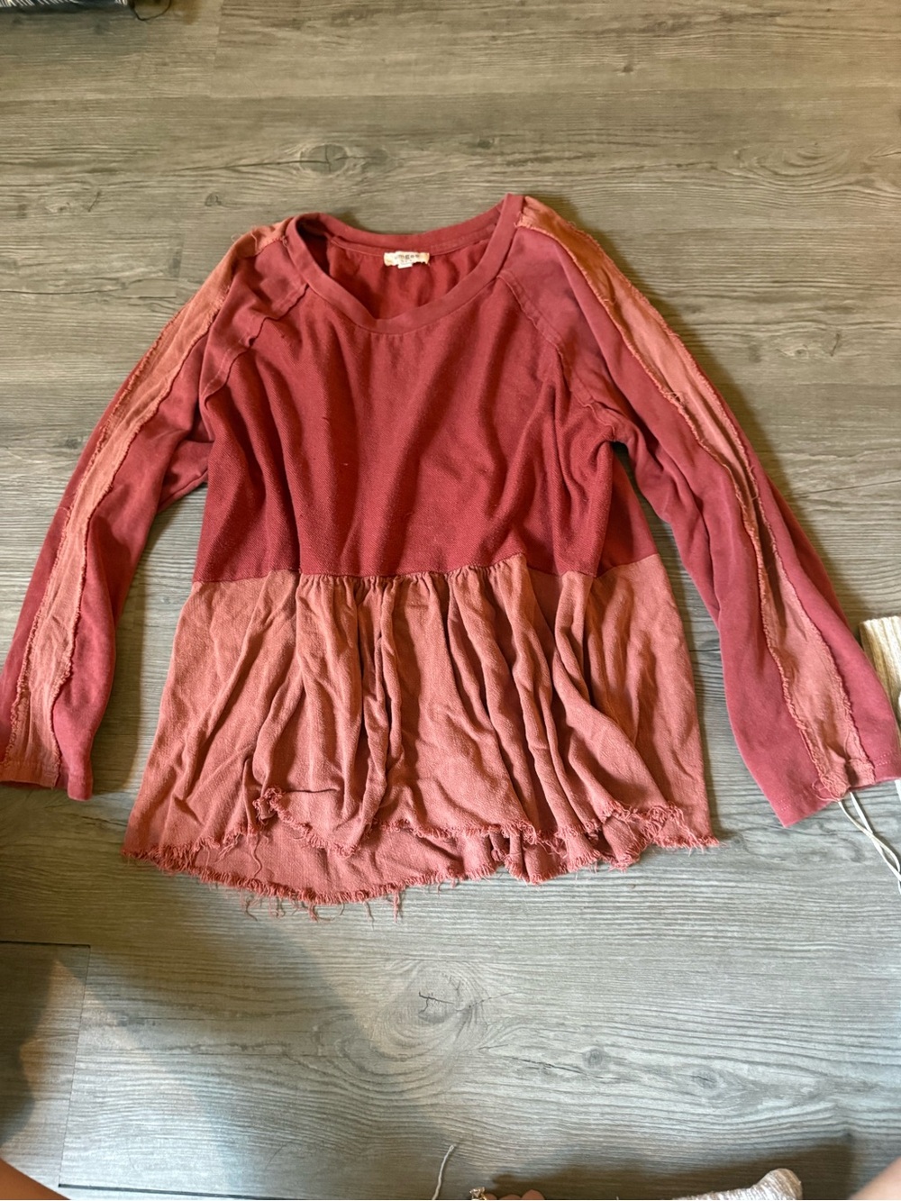 Umgee Two-Tone Rose & Mauve Peplum Sweatshirt